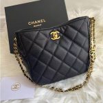 Chanel Hobo bag - Image 2