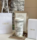 Dior water bottle Paris - Image 8