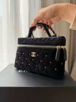 Chanel Velvet Long Vanity - Image 2