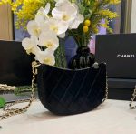 Chanel Black Quilted Velvet Crystal Chain Hobo Bag - Image 4