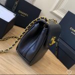 Chanel Vintage crossbody bag - Image 4