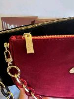 Velvet Shoulder Cosmetic Bag Bee - Image 4